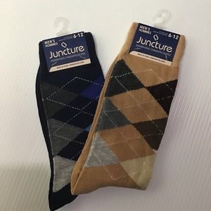 Juncture 2 Pairs of Men's Dress Socks Size 6-12